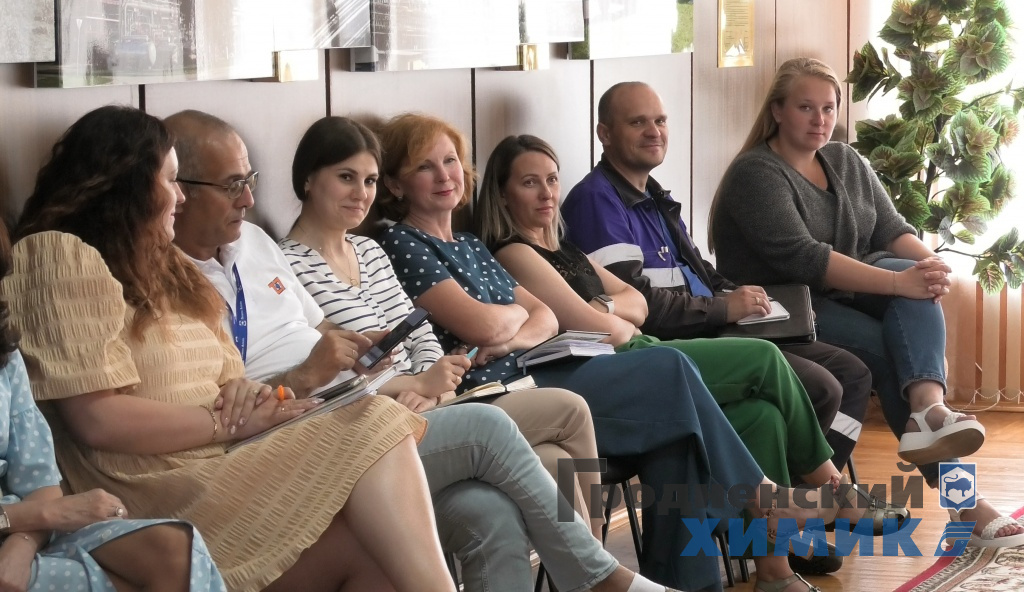 Искусство публичных выступлений постигали работники ОАО «Гродно Азот»